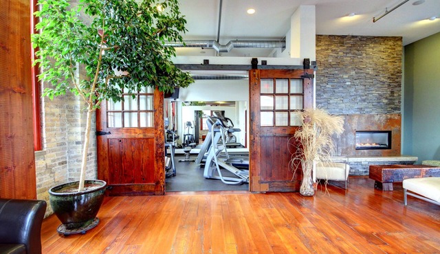 Designer Lofts in Dinkytown: Small or Large Groups