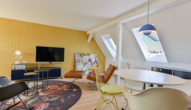 Designer-Maissonette-Apartment-Private Bathroom-City view in Chemnitz