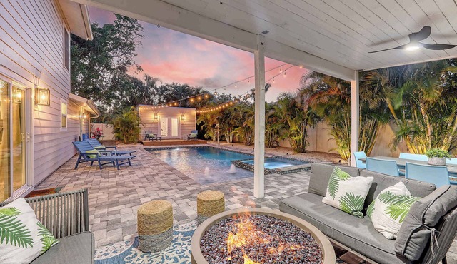 Designer Pool Home Guest House Near AMI
