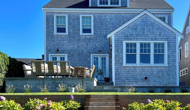 Designer's dream home w/backyard & patio ~ Area pickle ball, pool & tennis!