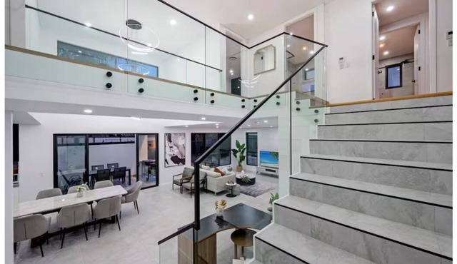 Designer Stay | 3BR + 2.5BA + Stylish Comfort