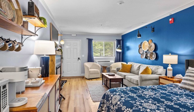 Designer Studio at Shanty Creek, Pool & Beach