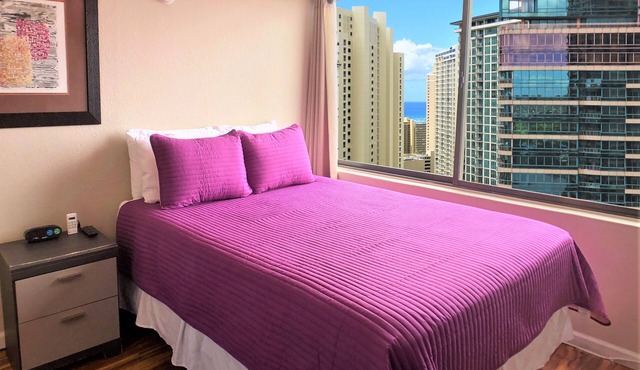 Designer Studio Condo on 29th Floor In Waikiki-Fabulous View! and 100% Legal!
