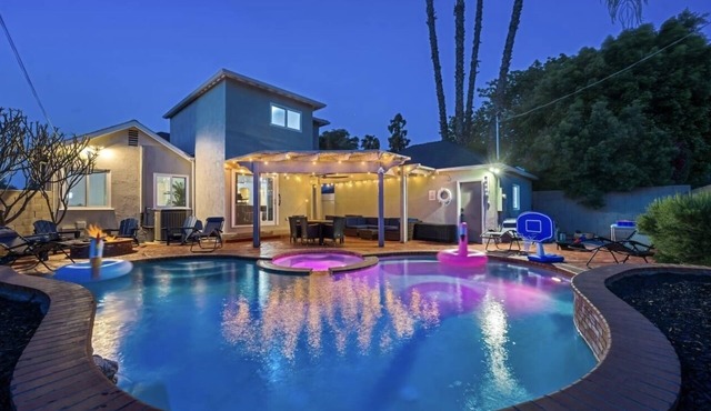 Desirable Wood Streets Pool Home w/Arcade