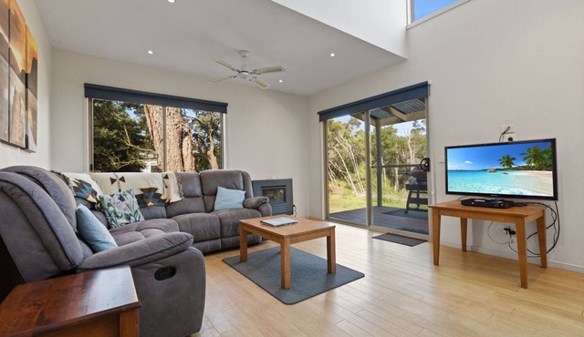 Despatch - Waterfront Retreat: Secluded lodges perfect for nature lovers