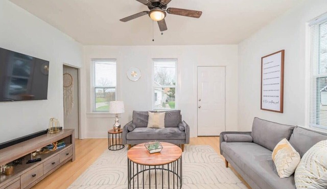 Ｄｅｓｔｉｎａｔｉｏｎ Ｄｏｗｎｔｏｗｎ