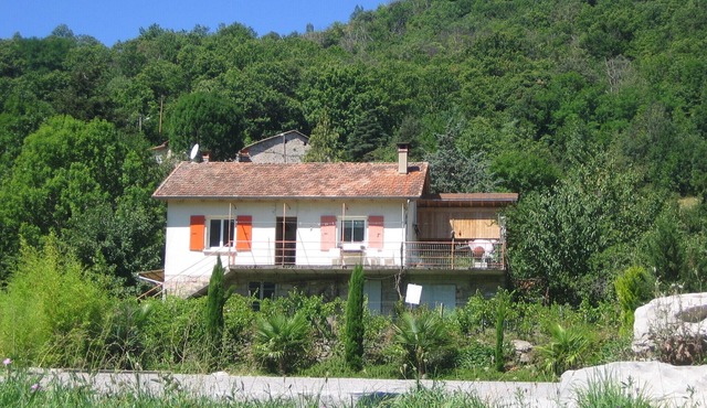Detached house in natural park, Private river access
