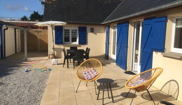 Detached house 500 m. from beach, riding school, playground