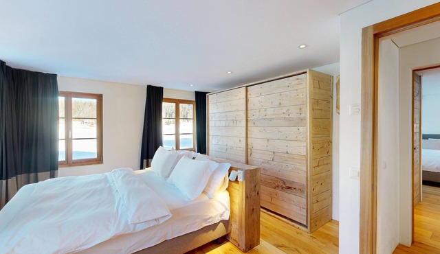 Detached Chalet Rominger – Alpine Elegance in Surlej