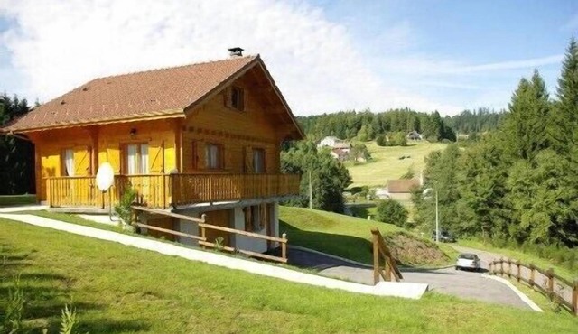 Detached chalet 7 minutes away from Gerardmer