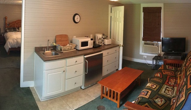 Detached condo near Overton Park, Memphis