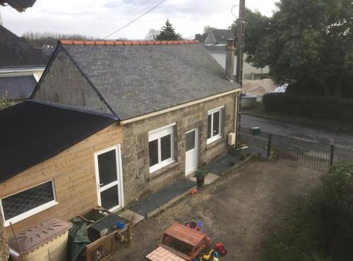 Detached cottage on the edge of town
