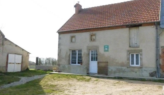 Detached cottage in Saint-Genest with enclosed garden and terrace