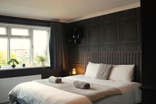 Detached Homestay - Super, King & Double Rooms - Leyland, Preston, Chorley, Lancashire