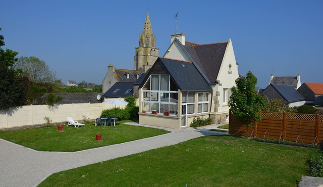 Detached house with garden for 2 to 5 people