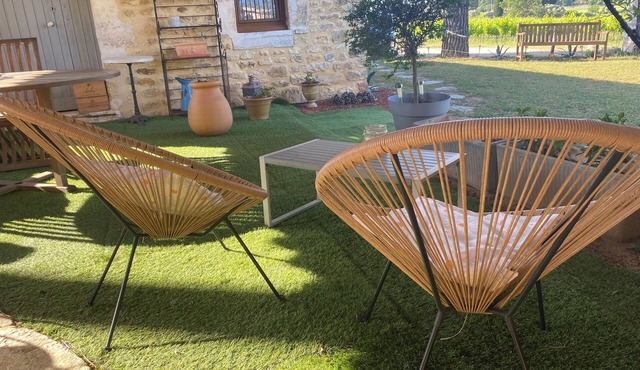 Detached house on garden level