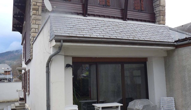 Detached house (14 persons) in the center of Saint-Lary, entirely renovated