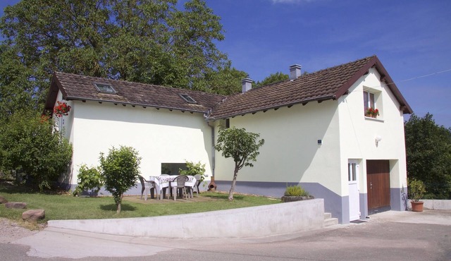 Detached house (3 *) on the edge of the forest