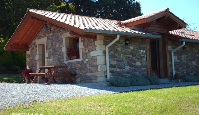 Detached house 3Km from the village