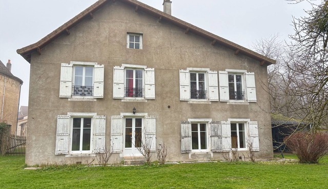 Detached house ideal for stay with family or friends