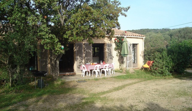 detached house in the countryside 9km from the sea