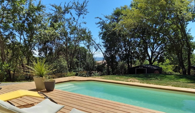 Detached house South Ardèche private swimming pool