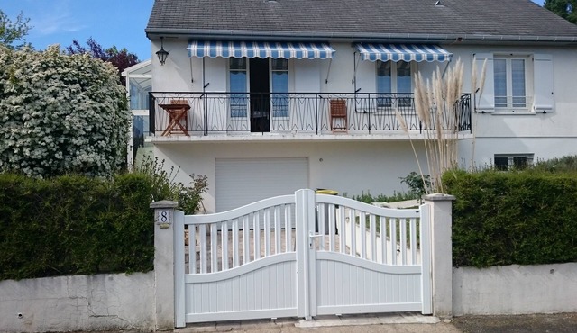Detached house, very quiet, comfortable, close to the Loire castles