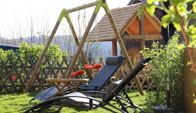 Detached house, with enclosed grounds of 200 m²