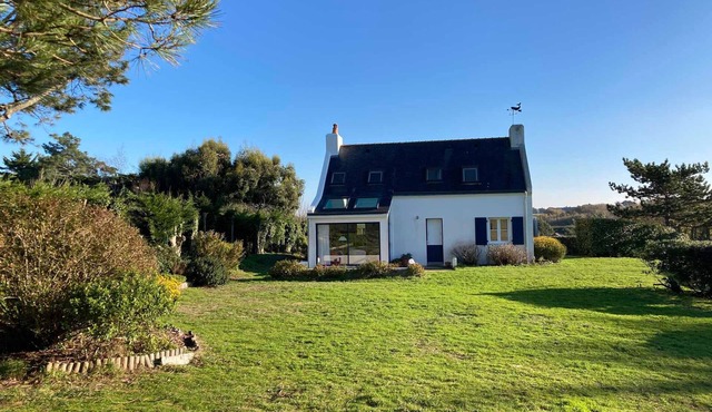 Detached house with garden 800m from the beach