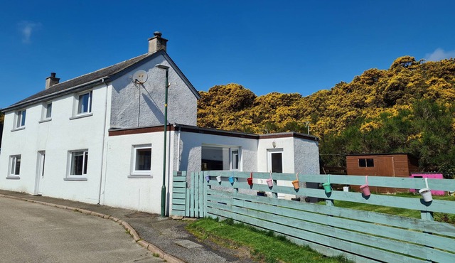 Detached large cottage in Brora, Sutherland