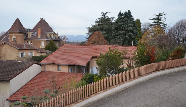 Detached T2 apartment in house near the center of LYON