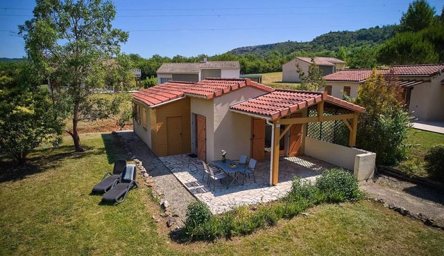 Detached villa, 1 bathroom, sleeps 4