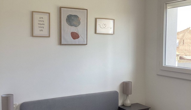 Detached villa, 4 bedrooms 2 bathrooms, garden.in very quiet area