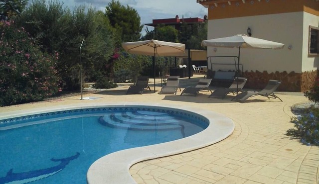 detached villa