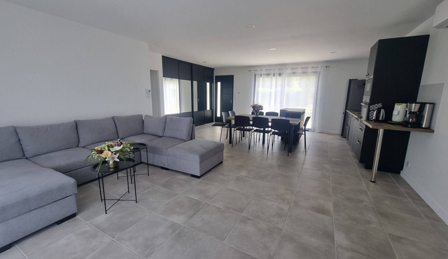 Detached villa in the countryside between Toulouse and Albi for up to 6 people