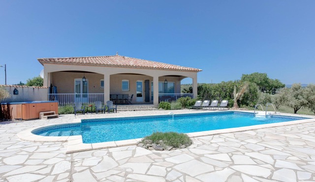 Detached villa with private pool and hot tub