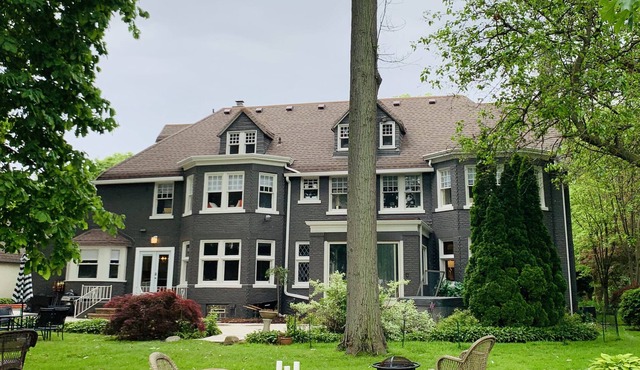 Detroit Golf Course Luxury Home on 11th hole