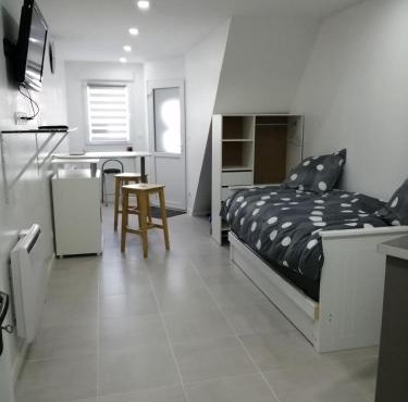 Deux studios centre village Loft ou cosy Studio-Cosy