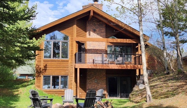 Devil Track Lake Home
