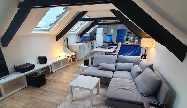 Devon /Cornwall border countryside self-contained apartment with stunning views