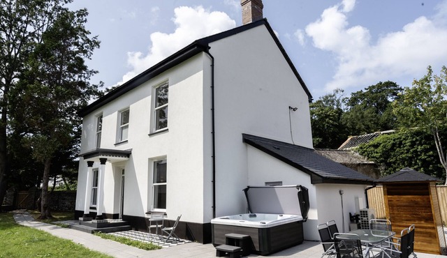 Devon Hot Tub Retreat