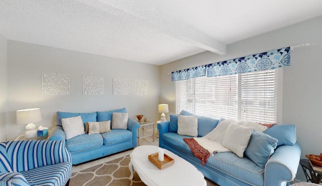 Dewey Villas - 24 Dickinson Ave, Unit #8B