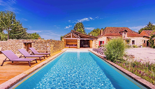 Dezie Manor Cottage and Gardens near Sarlat la Caneda