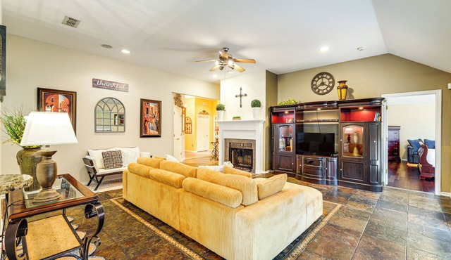 DFW Fun Awaits: Family Home in Crowley!