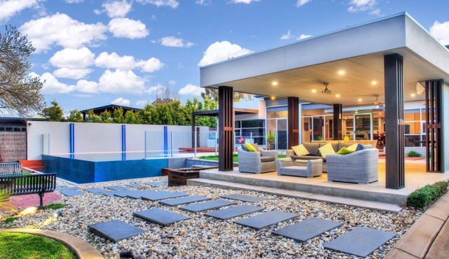 Dhungalla - Echuca Holiday Homes