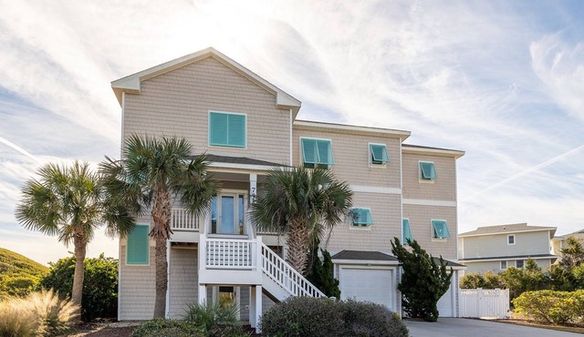 Diamond Girl, Oceanfront House in Emerald Isle, NC!
