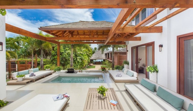 Diamond Head Villa by Gather: Luxury Gold Coast Retreat w/ Pool, Jacuzzi & Beach