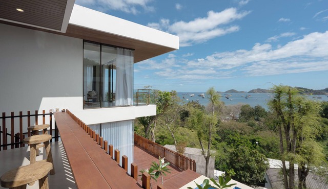 Diamond Hill Komodo