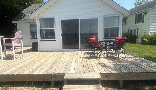 Diamond Lake Island Cabin