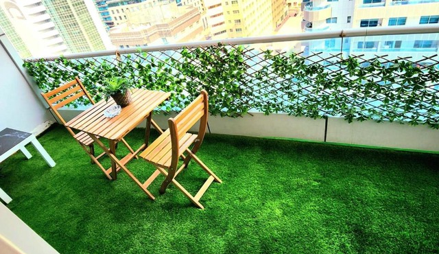 Diamond Marina inn, Offers Spacious Apartment 5 min Walk To JBR Beach And METRO